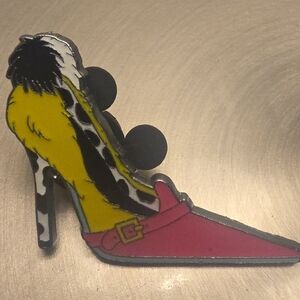 Disney Pin - Cruella DeVil Heel 101 Dalmatians - Disney Collector Trading Pin